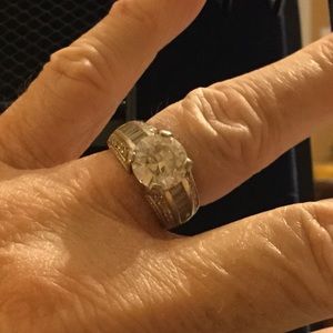 NWOT Sterling Silver 925 CZ diamond wedding band